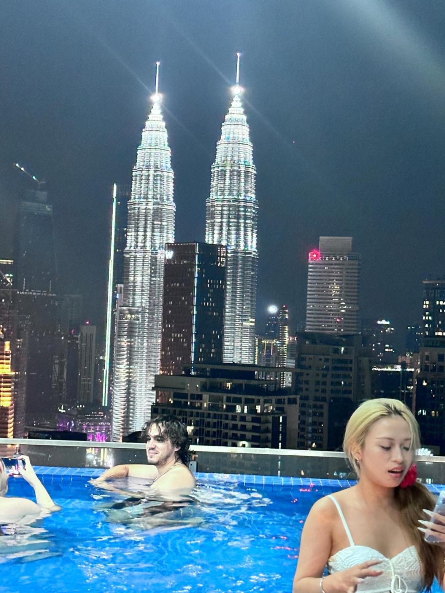דירות קואלה לומפור The Luxe Infinitum Klcc By Kl Malaysia מראה חיצוני תמונה