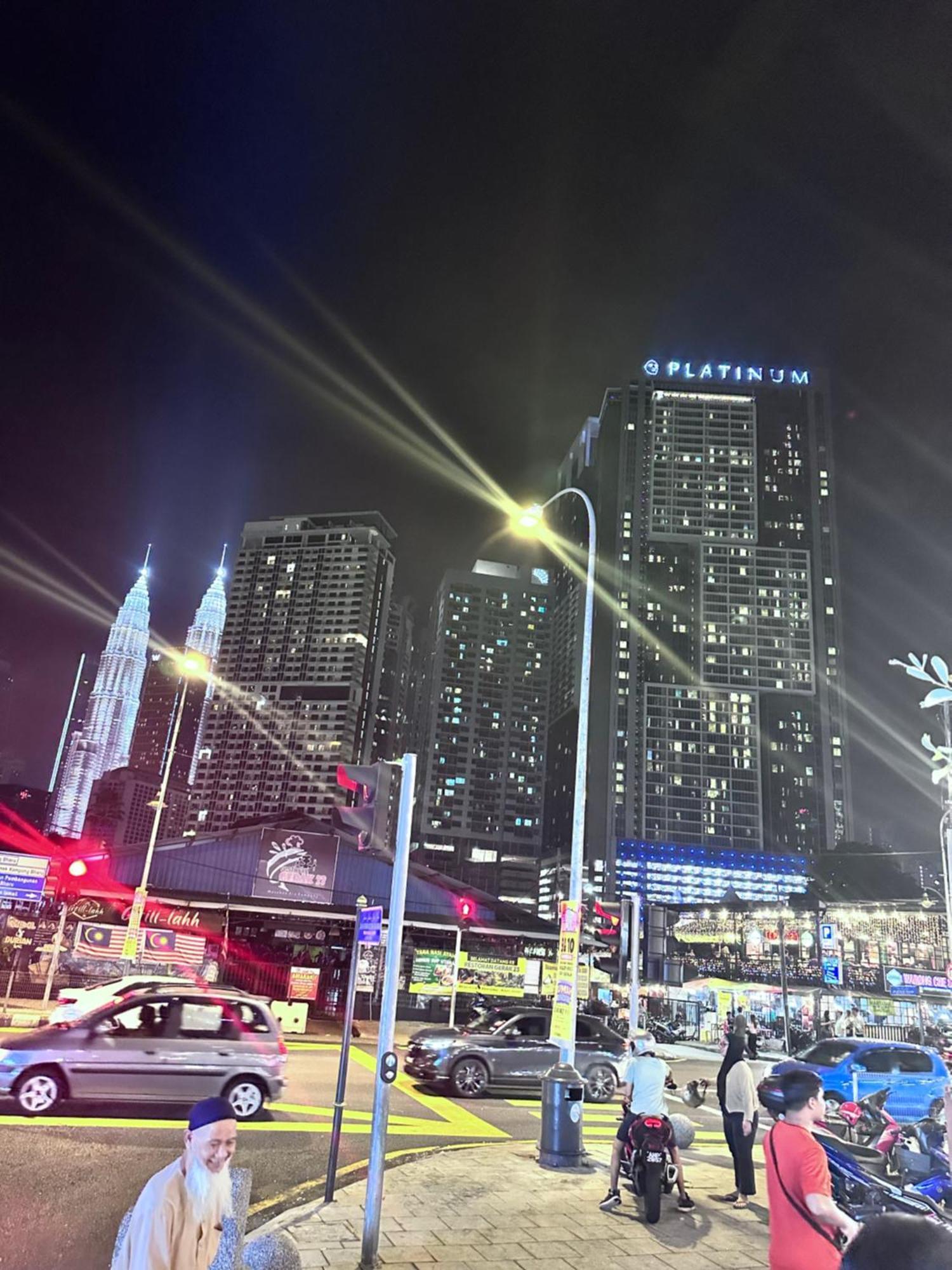 דירות קואלה לומפור The Luxe Infinitum Klcc By Kl Malaysia מראה חיצוני תמונה